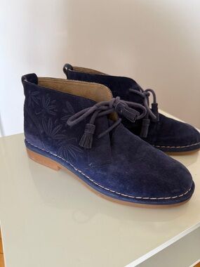 Navy Suede Hush Puppies Tassel Chukka Boots